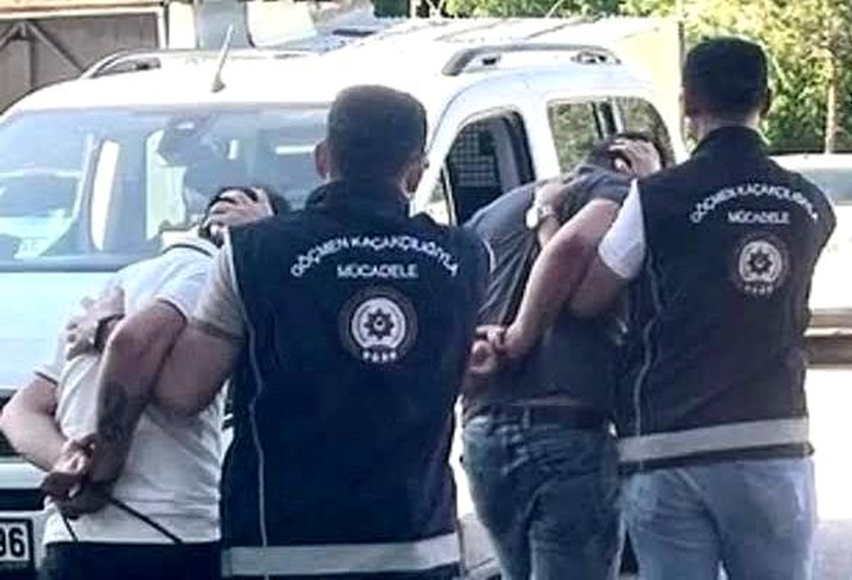 Bilecik\'te Kamu Düzenini Bozan 2 Yabancı Uyruklu Şahıs Sınır Dışı Edildi