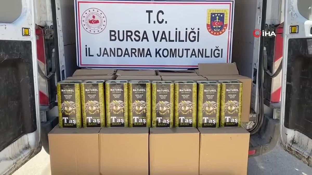 Jandarma, 3 bin litre sahte zeytinyağını yakaladı