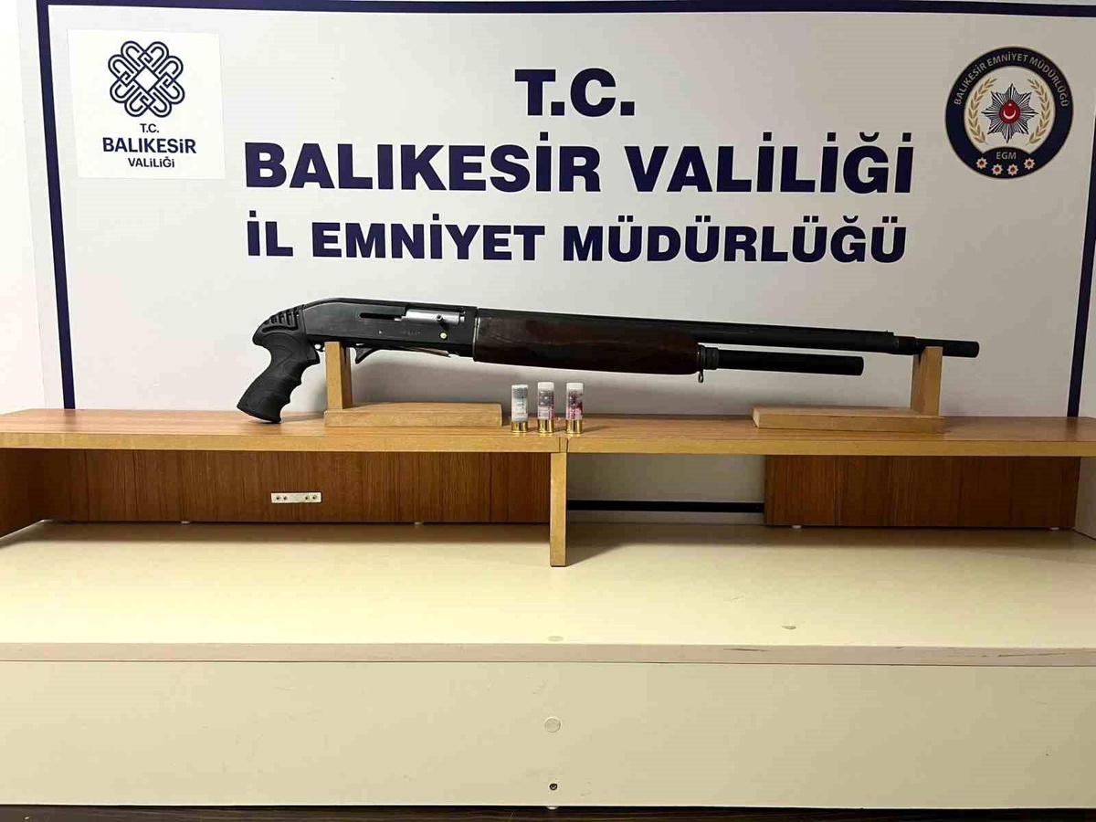 Balıkesir\'de alacak verecek tartışmasında 1 kişi öldü, 1 kişi yaralandı
