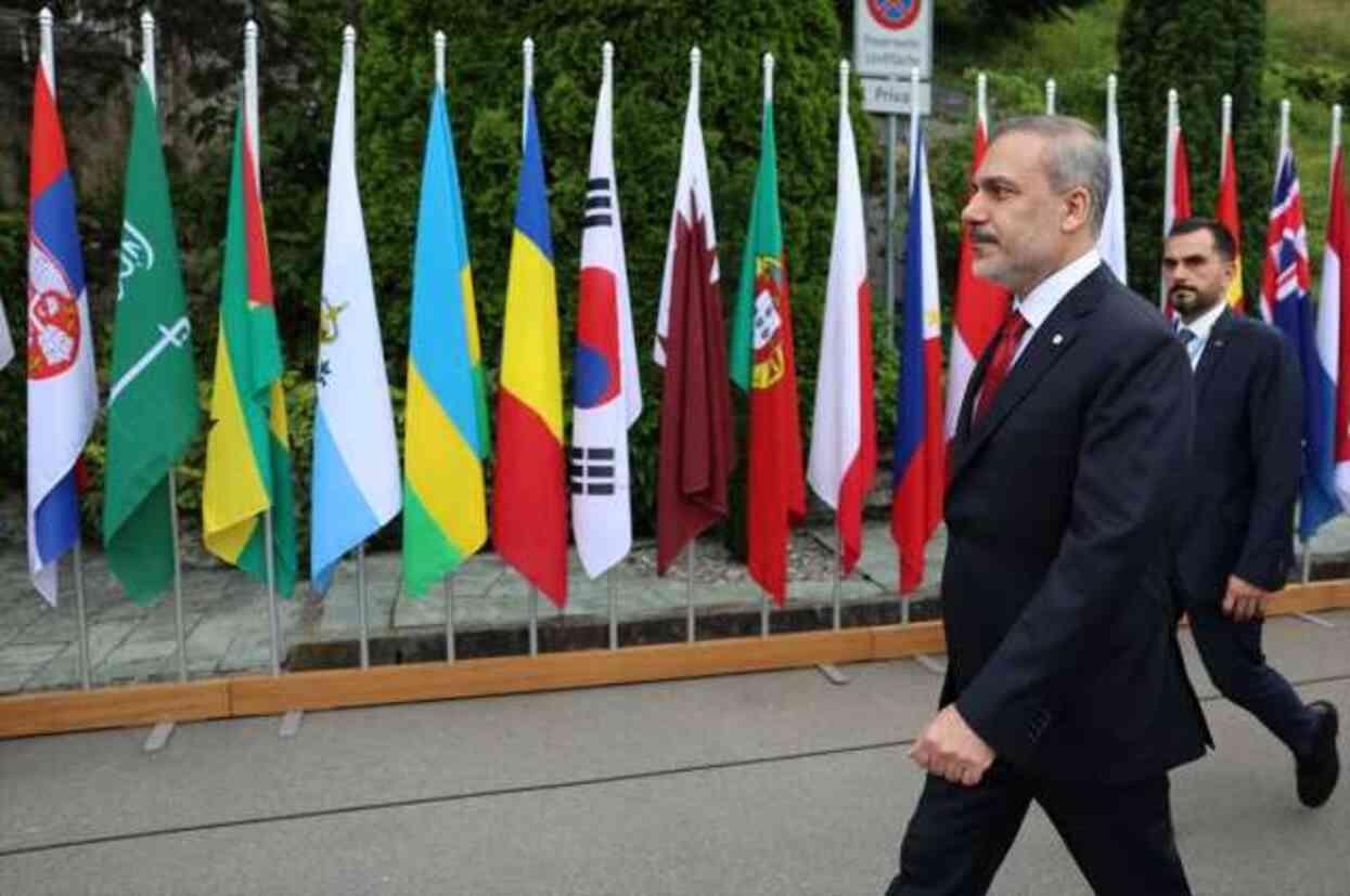 Barış zirvesindeki diplomatik krizin perde arkası ortaya çıktı! Türkiye'nin tepkisi sonrası yeni liste yayınlamak zorunda kalmışlar