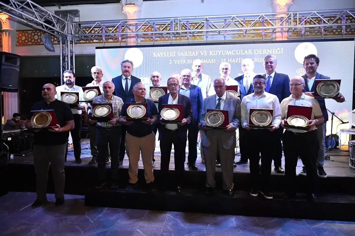 Kayseri Büyükşehir Belediye Başkanı Esnaflarla Buluştu