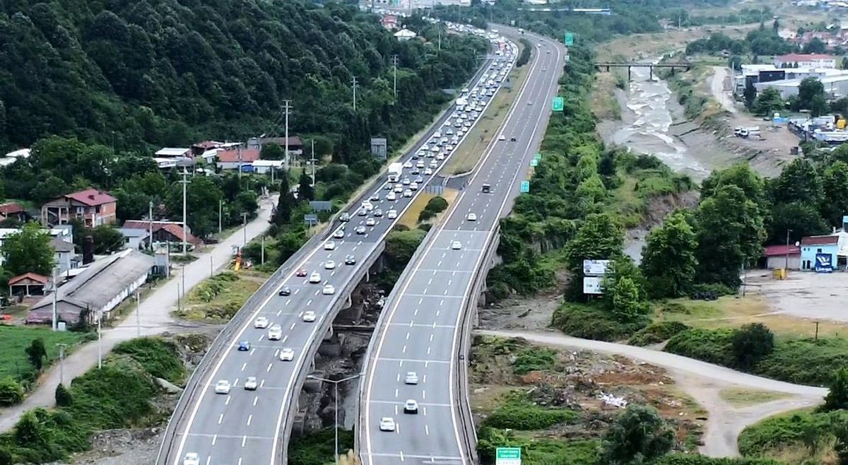 Düzce\'de Trafiğe Kayıtlı Araç Sayısı 140 Bin 884 Oldu