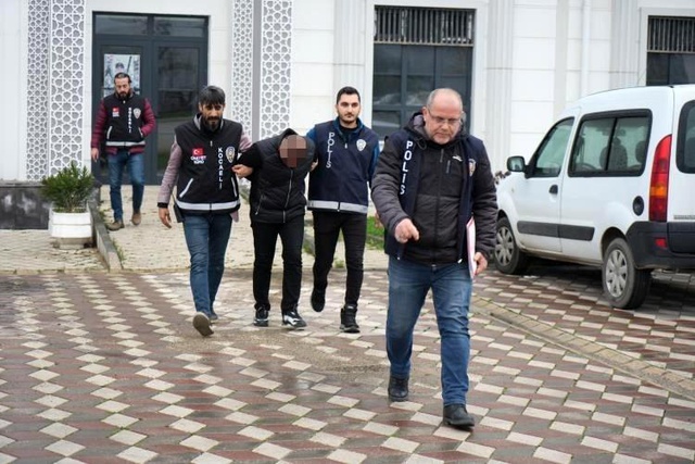 Sevgilisinin sır ölümünden sorumlu tutulan sanık: 'Sibel'i gözümden sakınırdım' Sevgilisinin sır ölümünden sorumlu tutulan sanık: 'Sibel'i gözümden sakınırdım'