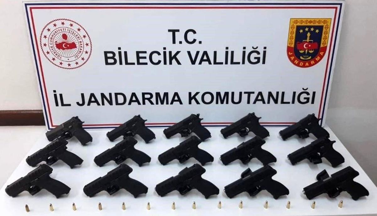 Bilecik\'te 15 Adet Ruhsatsız Tabanca Ele Geçirildi