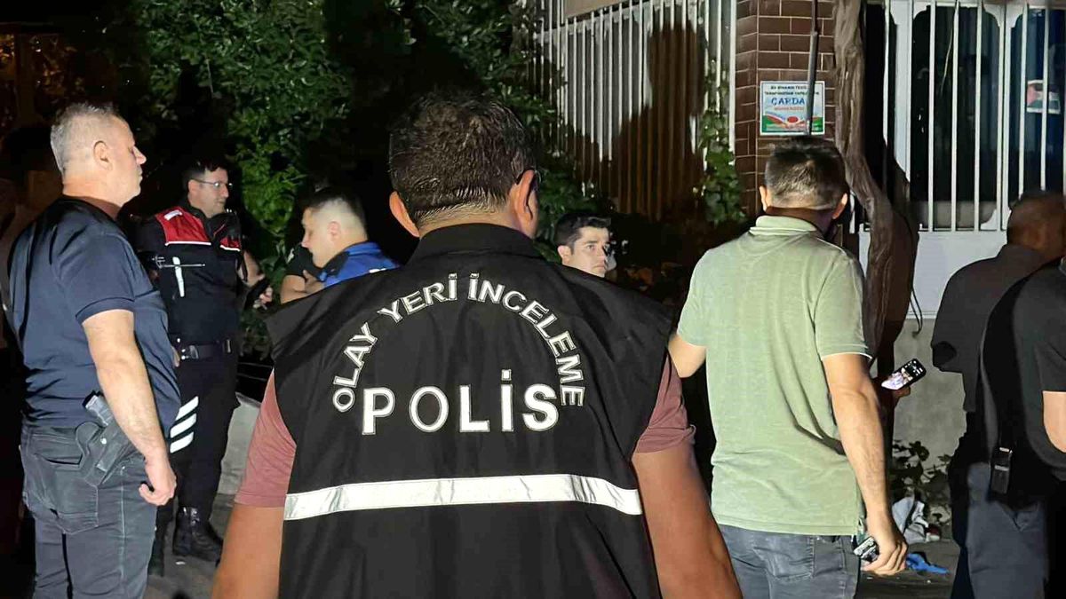 Uşak\'ta Silahlı Çatışmada 1 Ölü, 1 Yaralı