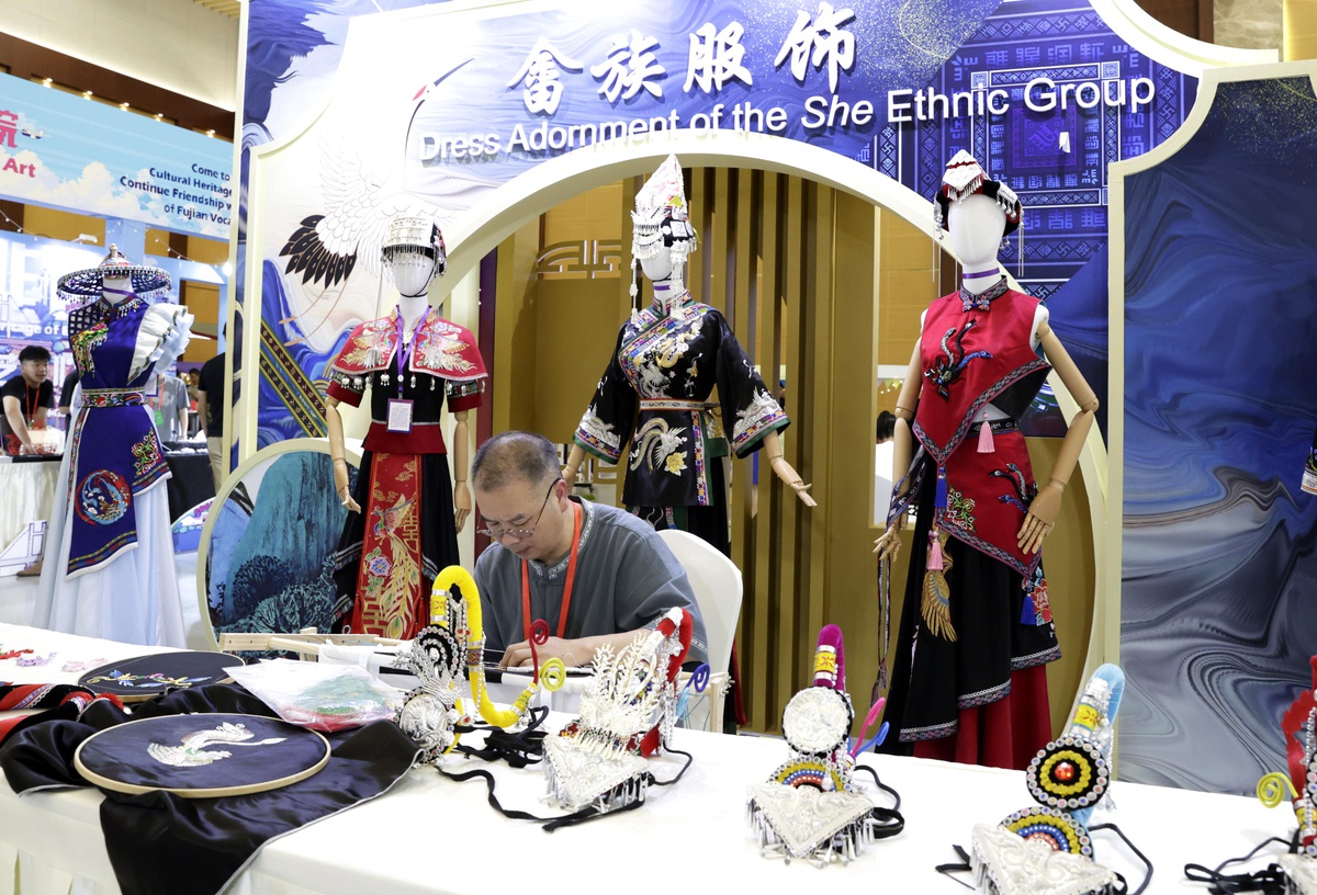 Fujian\'ın somut olmayan kültürel mirası sergileniyor