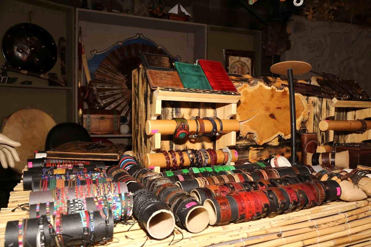 Kayseri Kalesi\'ndeki Sanatçılar Sokağı Yeni Sezonda Açıldı