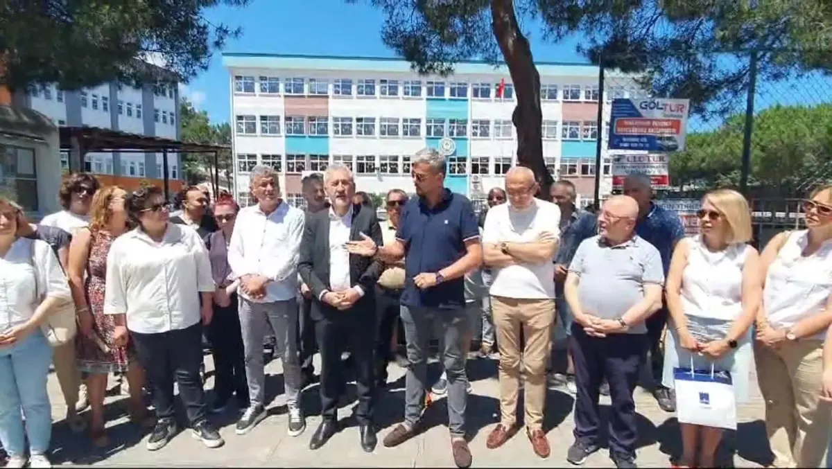 CHP Ordu Milletvekili Mustafa Adıgüzel, TÜGVA\'nın Ordu Altınordu İlkokulu\'nda faaliyet yürütmesine tepki gösterdi