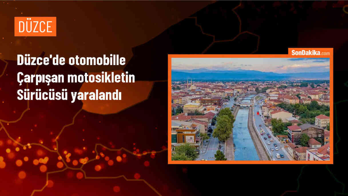 Düzce\'de otomobil-motosiklet çarpışması: Motosiklet sürücüsü yaralandı