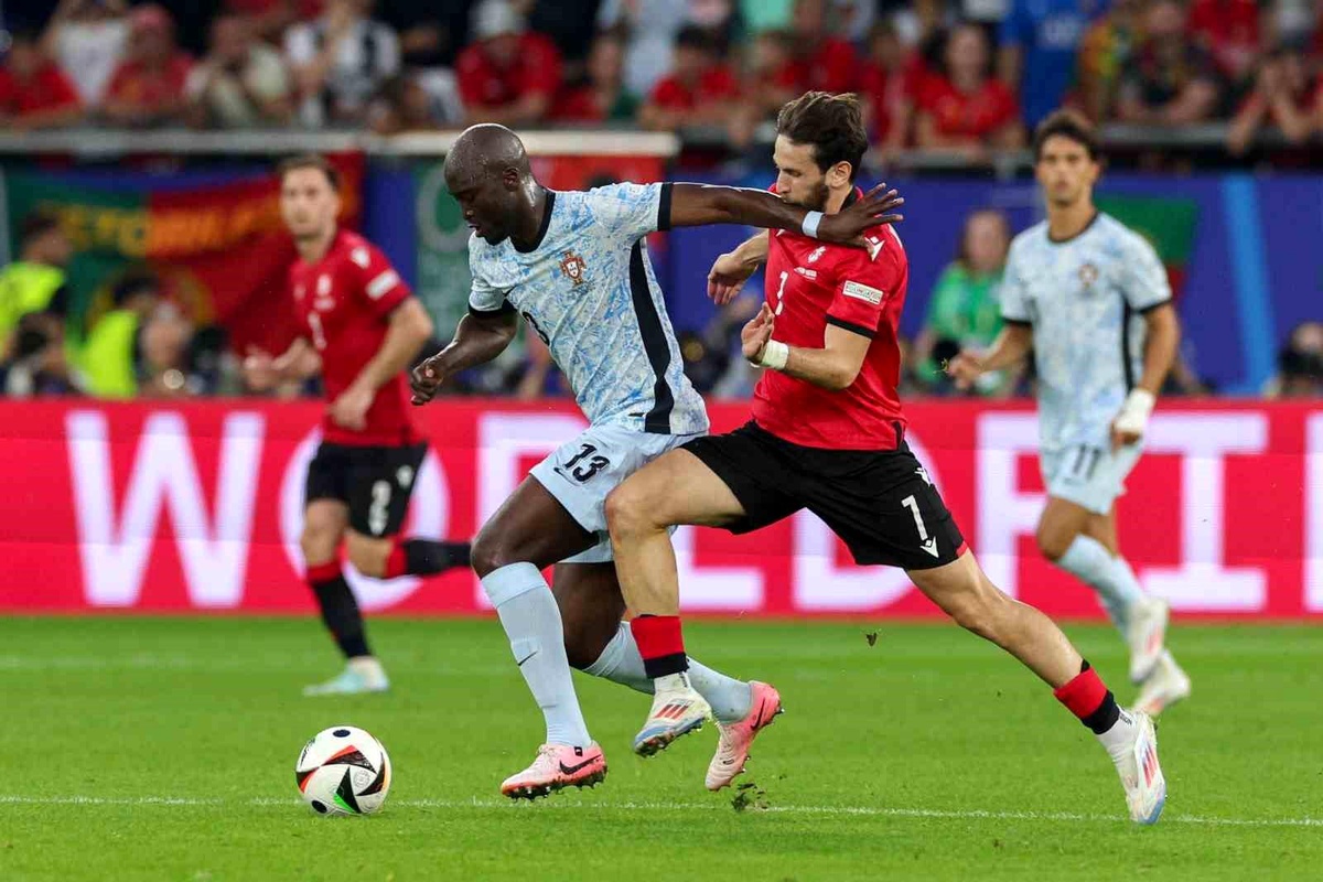 EURO 2024\'te Portekiz, Gürcistan\'a 2-0 mağlup oldu