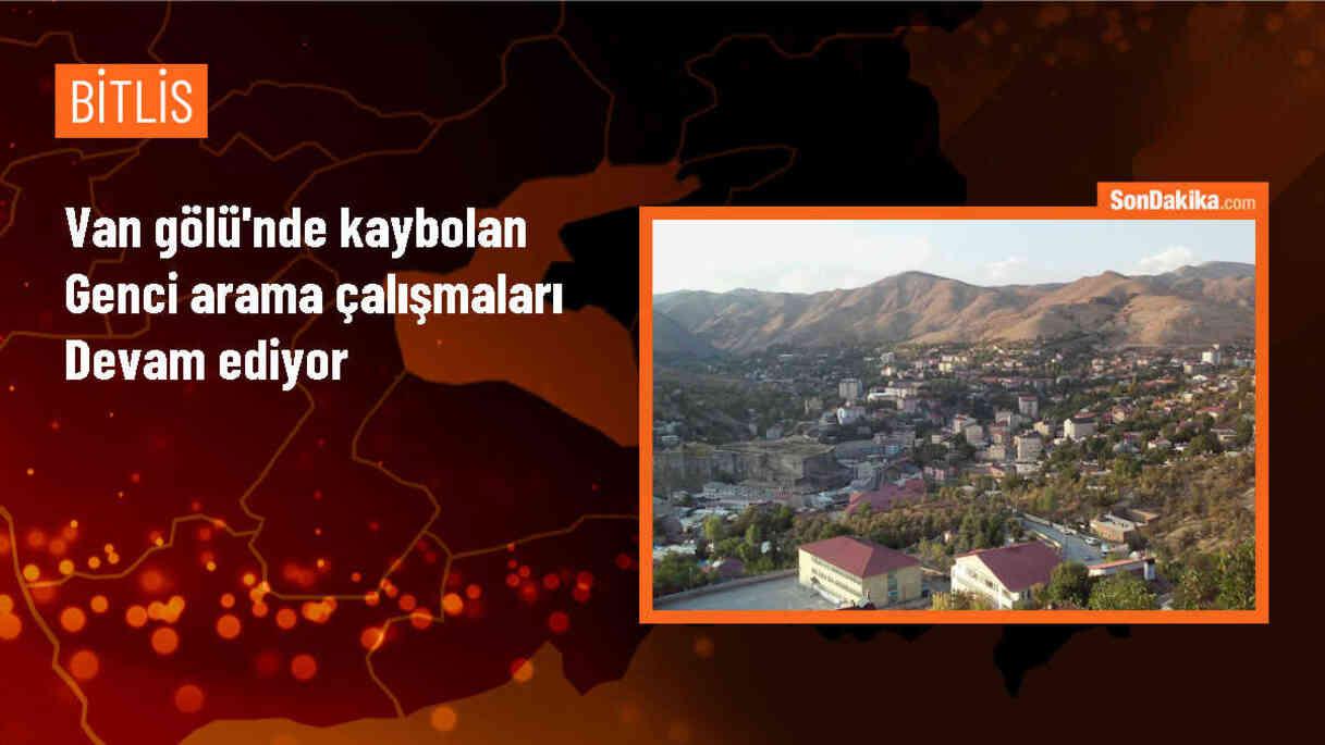 Van Gölü\'nde kaybolan genci arama çalışmaları sürüyor