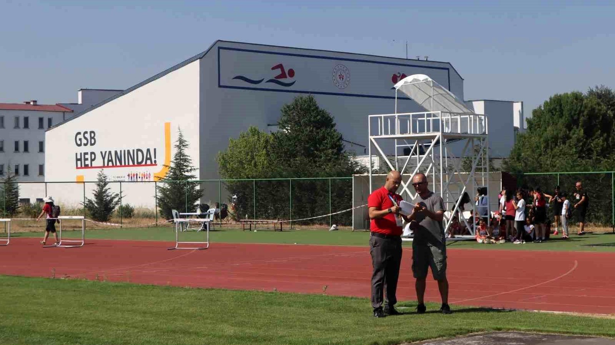 SEM Projesi Atletizm Seçmeleri Bolu\'da Başladı