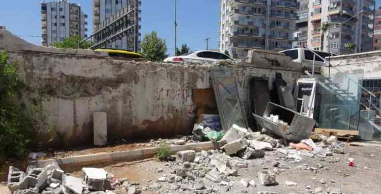 Alkollü sürücü genç kıza çarparak aşağı uçurdu! Hastanede yaşam mücadelesi veriyor Alkollü sürücü genç kıza çarparak aşağı uçurdu! Hastanede yaşam mücadelesi veriyor