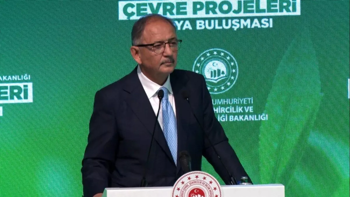 Bakan Özhaseki: Marmara\'yı kirletmeye devam edersek yitireceğiz