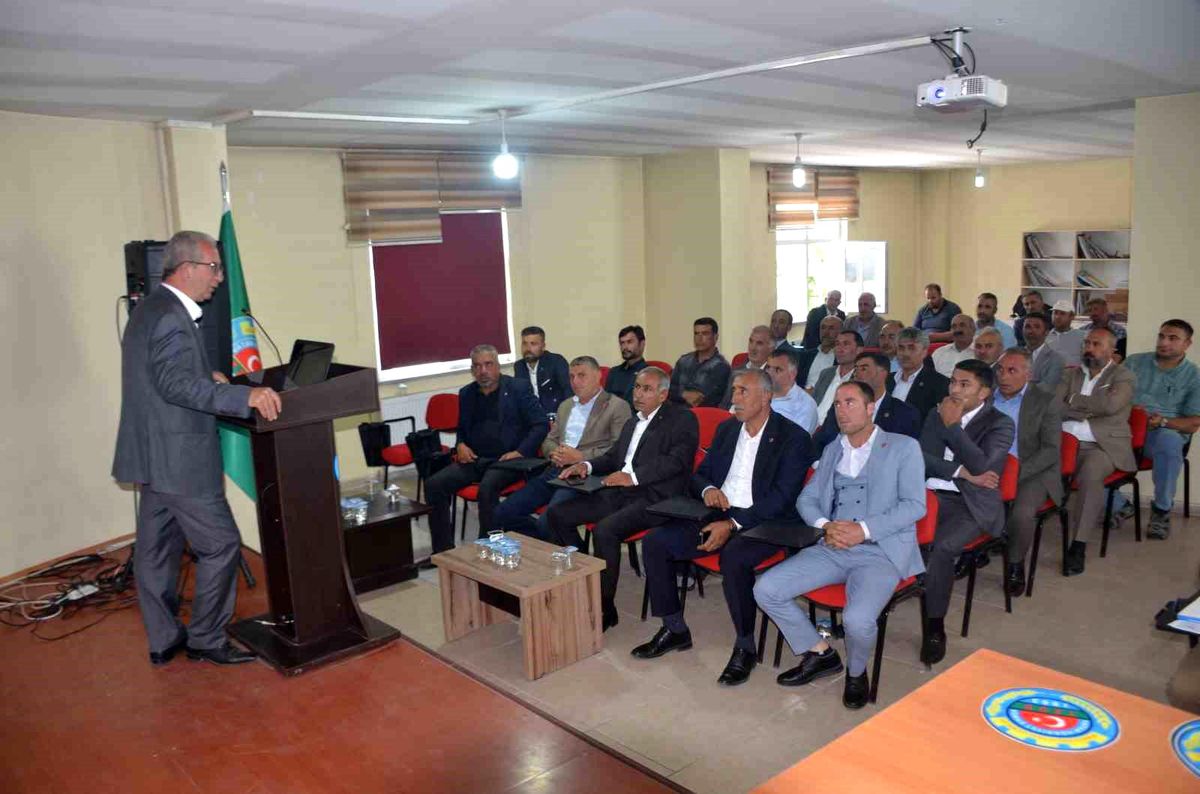 Muş\'ta çiftçilere hububat alımı ve randevu sistemi hakkında bilgilendirme toplantısı düzenlendi