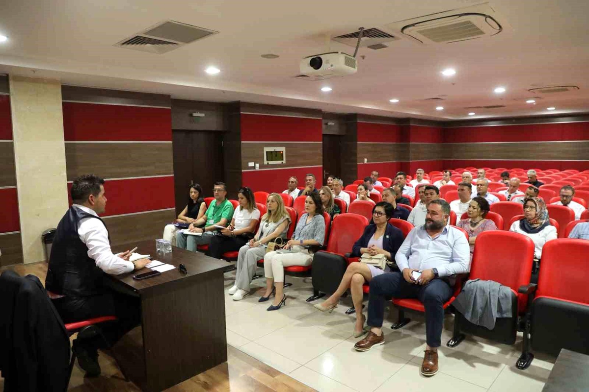 Muğla\'da Belediye Başkan Yardımcıları ve Şube Müdürleri Toplantısı Gerçekleştirildi