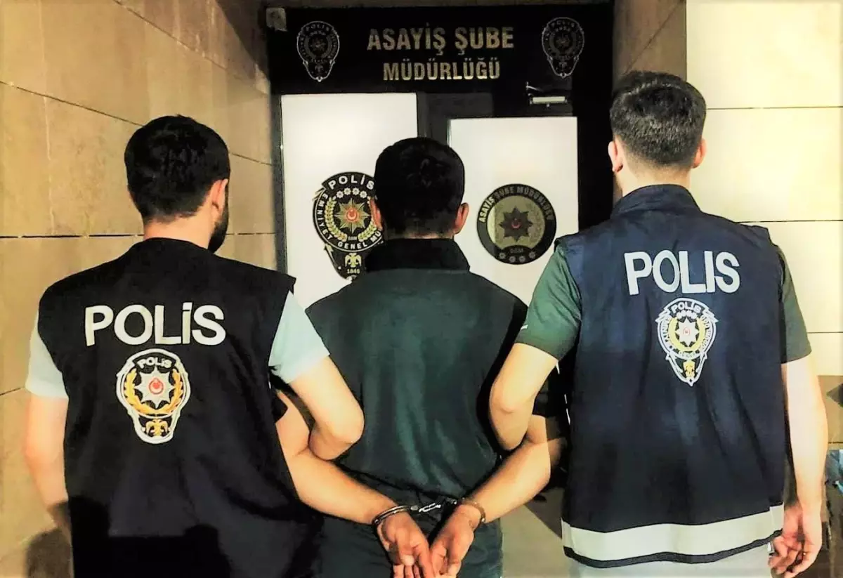 Denizli\'de 15 Aranan Şahıs Yakalandı