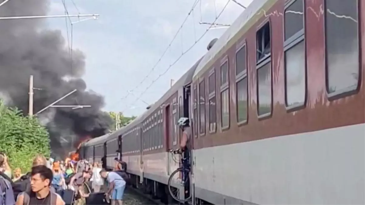 Slovakya\'da Tren ve Otobüs Çarpışması: En Az 6 Ölü