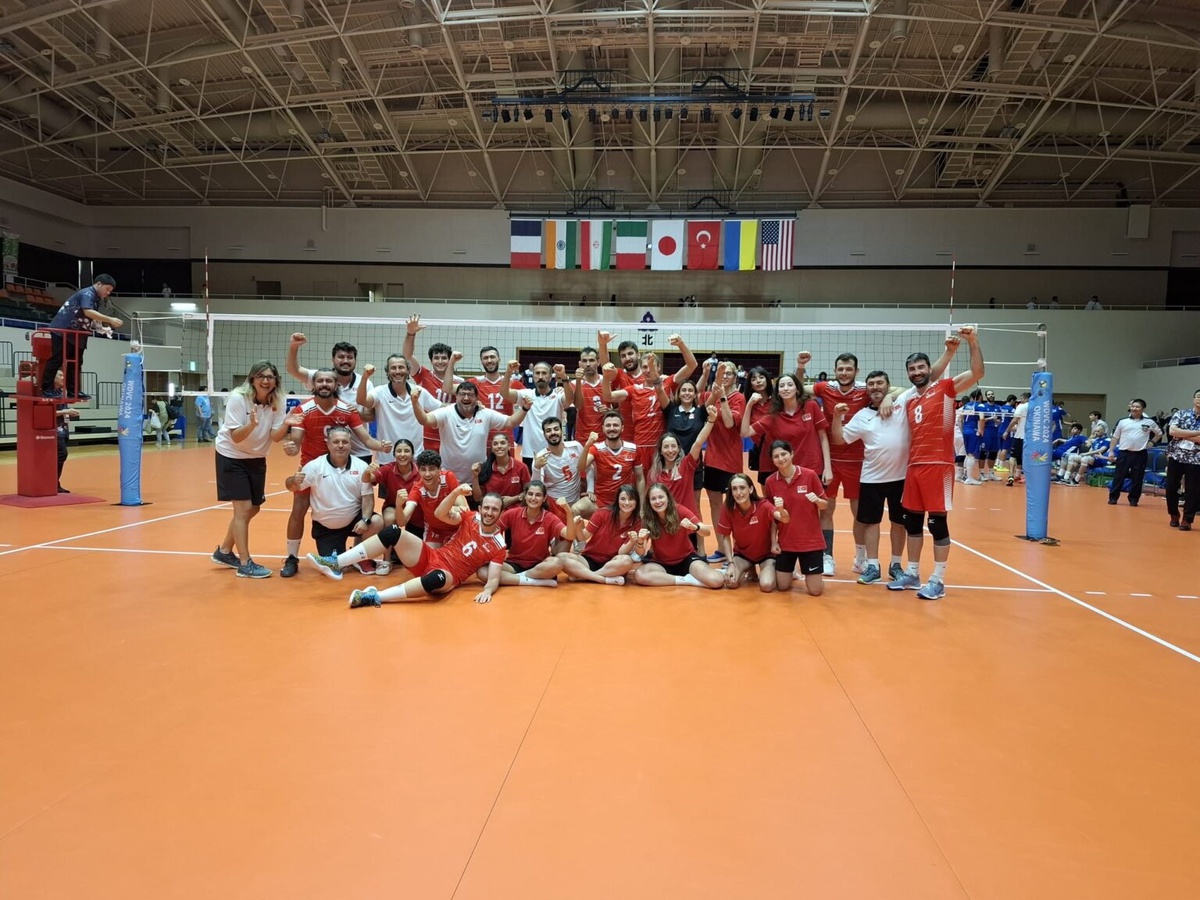 İşitme Engelliler Erkek Milli Voleybol Takımı Dünya Şampiyonu