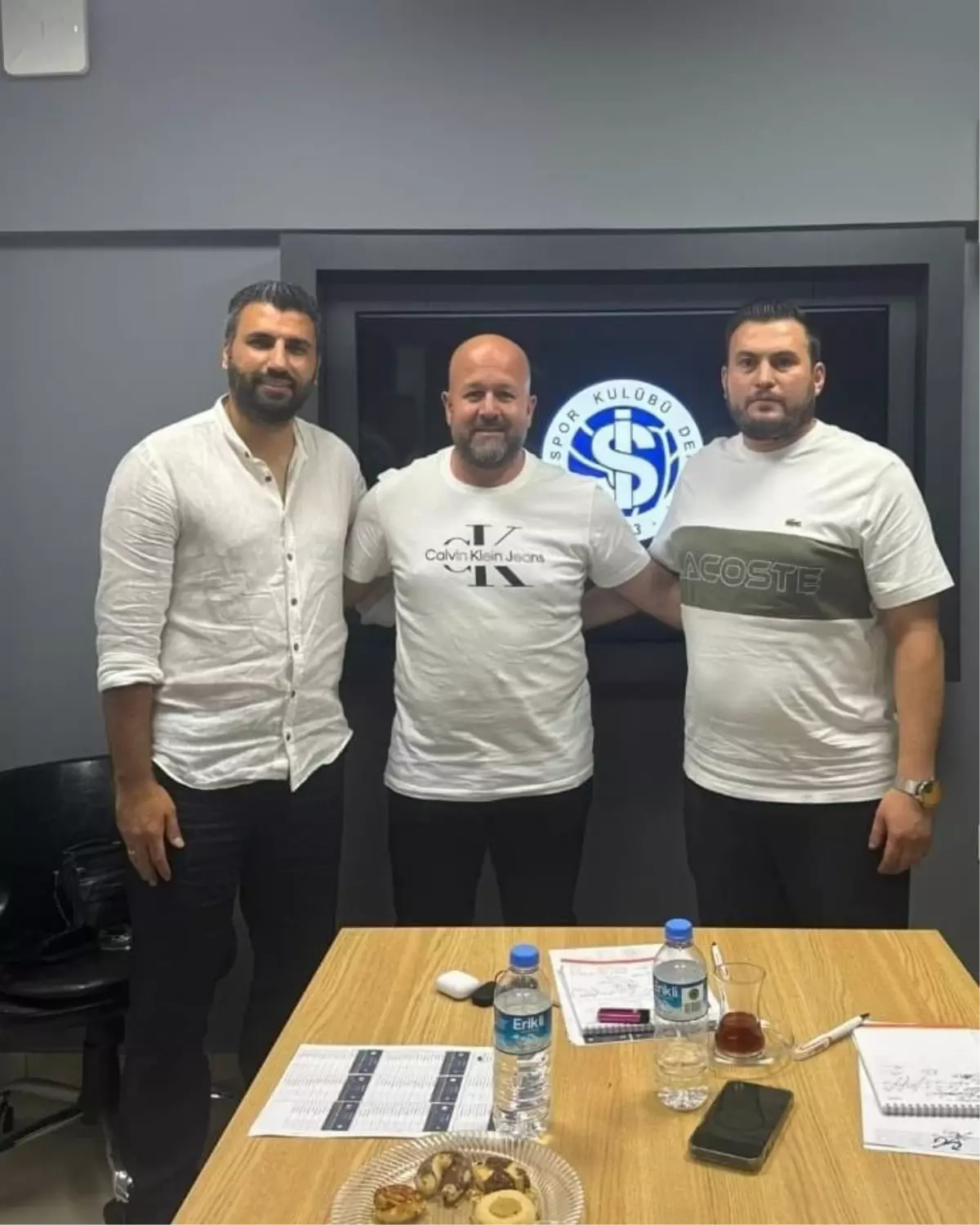 İzmirspor\'da Teknik Direktörlük Görevine Erkan Aslan Getirildi