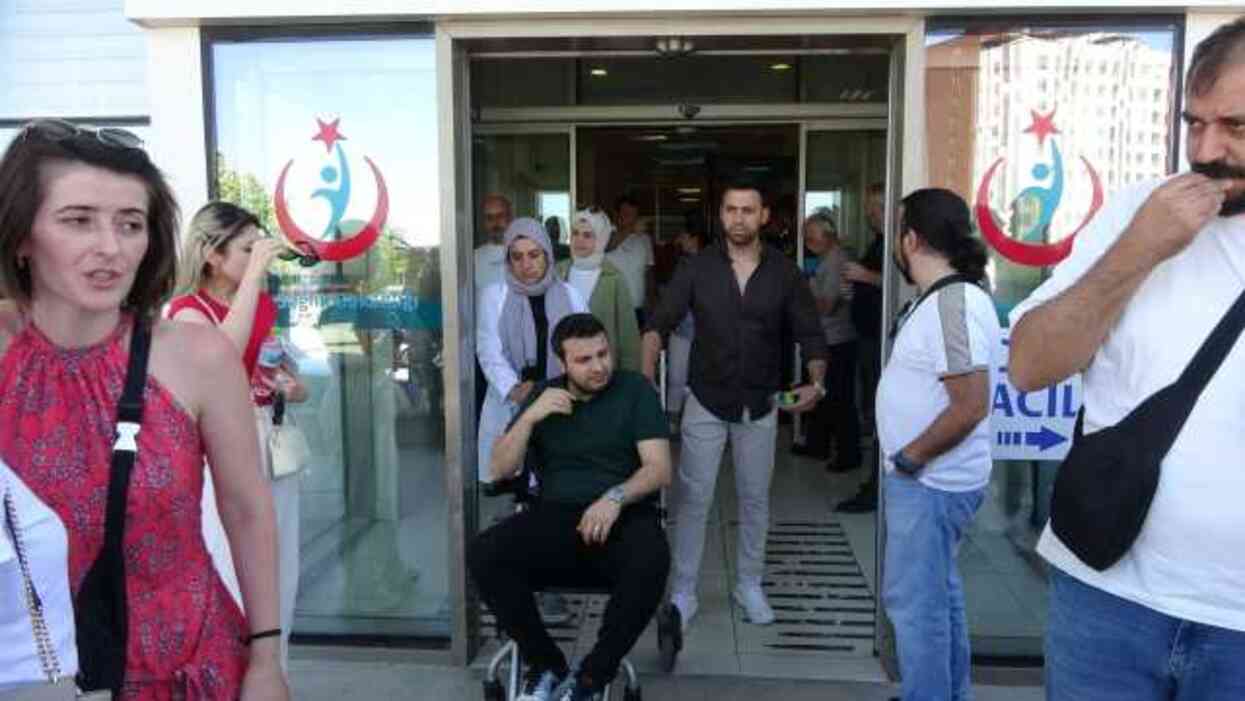 Kastamonu'da Özel Tema Koleji yöneticileri tarafından öğretmenlere saldırı Kastamonu'da Özel Tema Koleji yöneticileri tarafından öğretmenlere saldırı