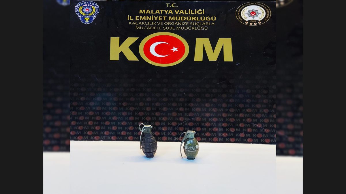 Malatya\'da Otomobilde El Bombası Bulundu: Sürücü Gözaltına Alındı