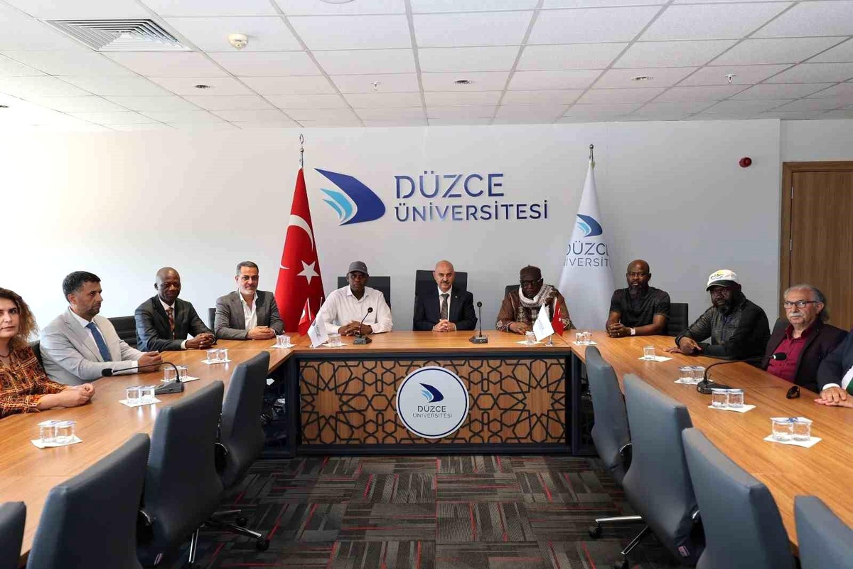 Nijerya Heyeti Düzce Üniversitesi\'ni Ziyaret Etti