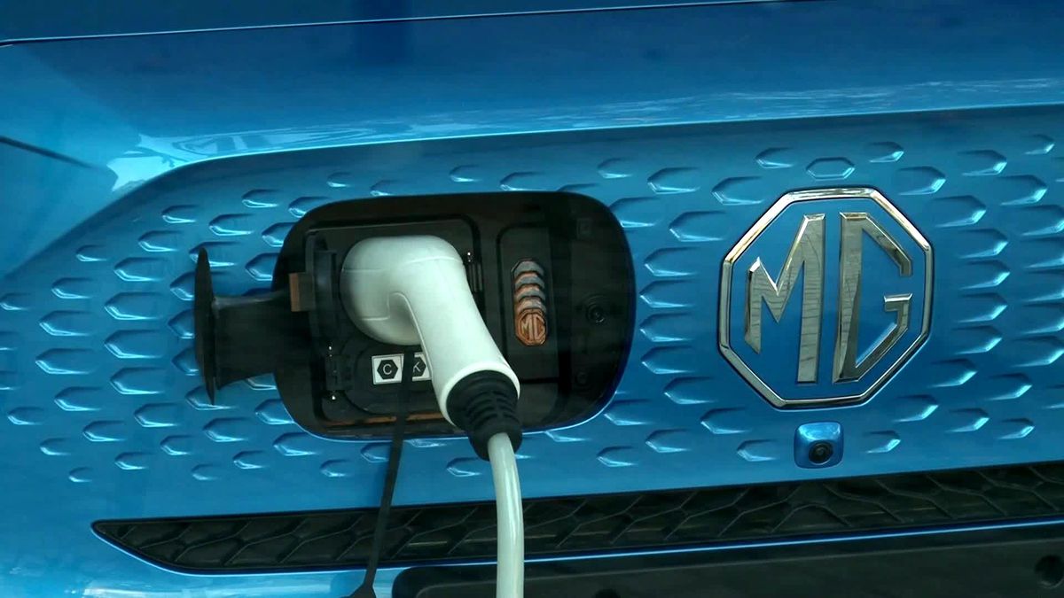 Almanya\'da Elektrikli Araçlara Uygulanan Gümrük Tarifeleri Eleştiriliyor