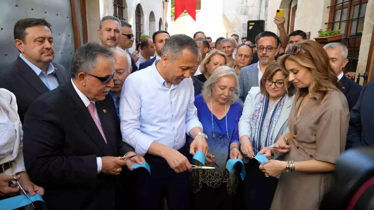 İçişleri Bakanı Ali Yerlikaya Gaziantep\'te Şekerhan\'ın açılışına katıldı