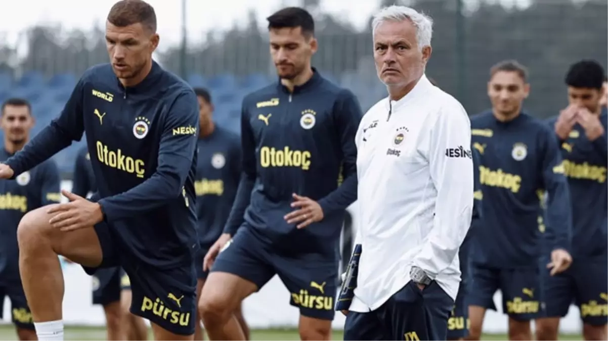 Fenerbahçe, Mourinho ile sezonun ilk maçına çıkıyor