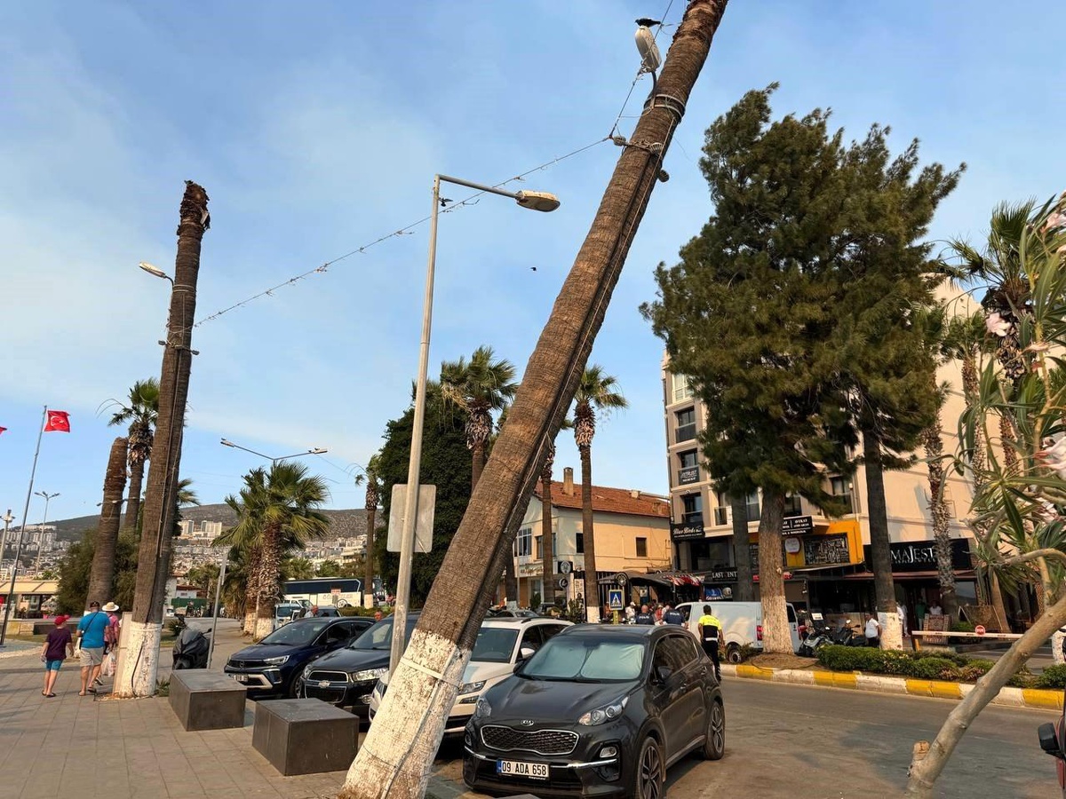 Kuşadası Sahilinde Büyük Bir Facia Önlendi