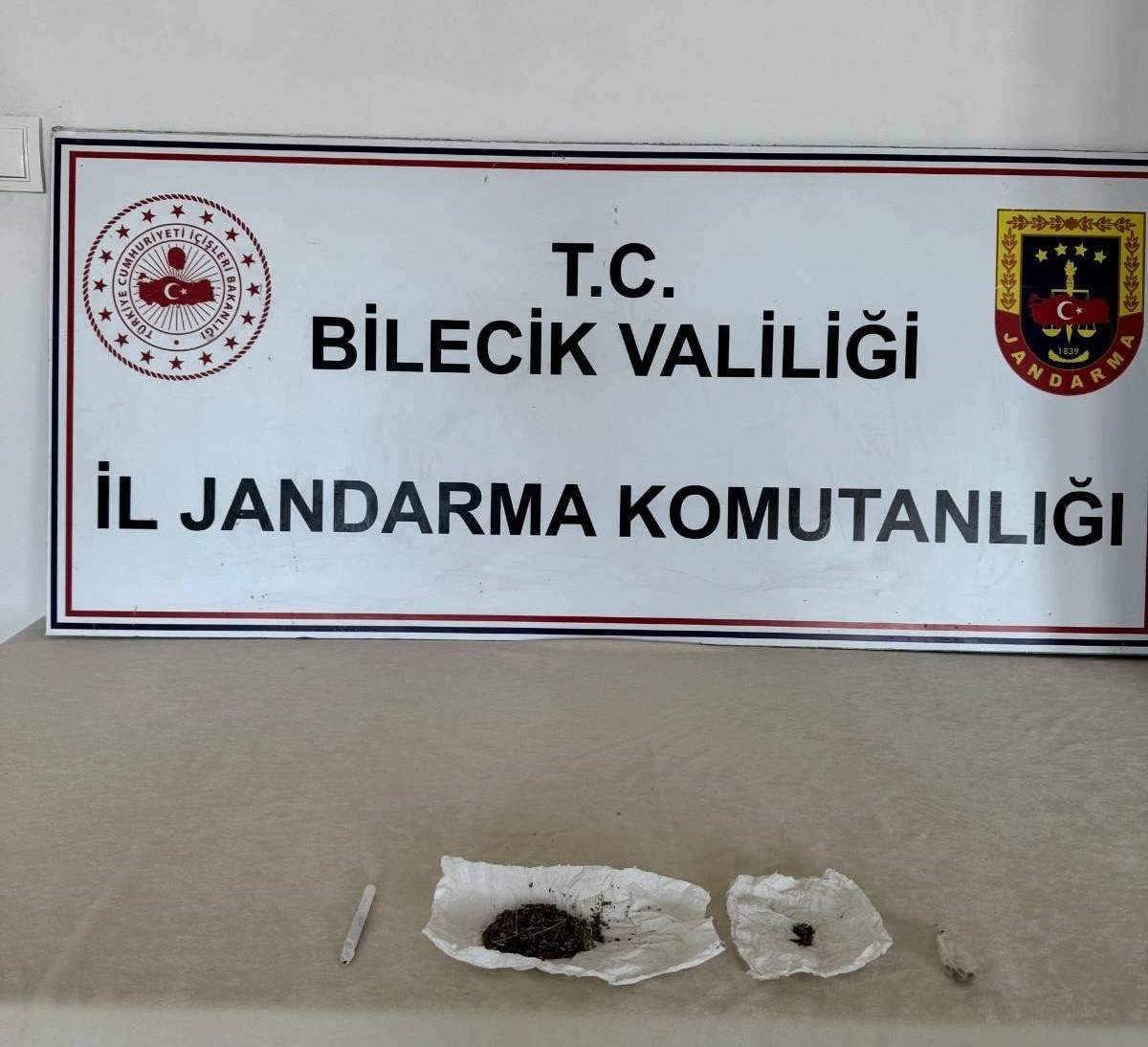 Bilecik\'te yol kontrolünde uyuşturucu ele geçirildi