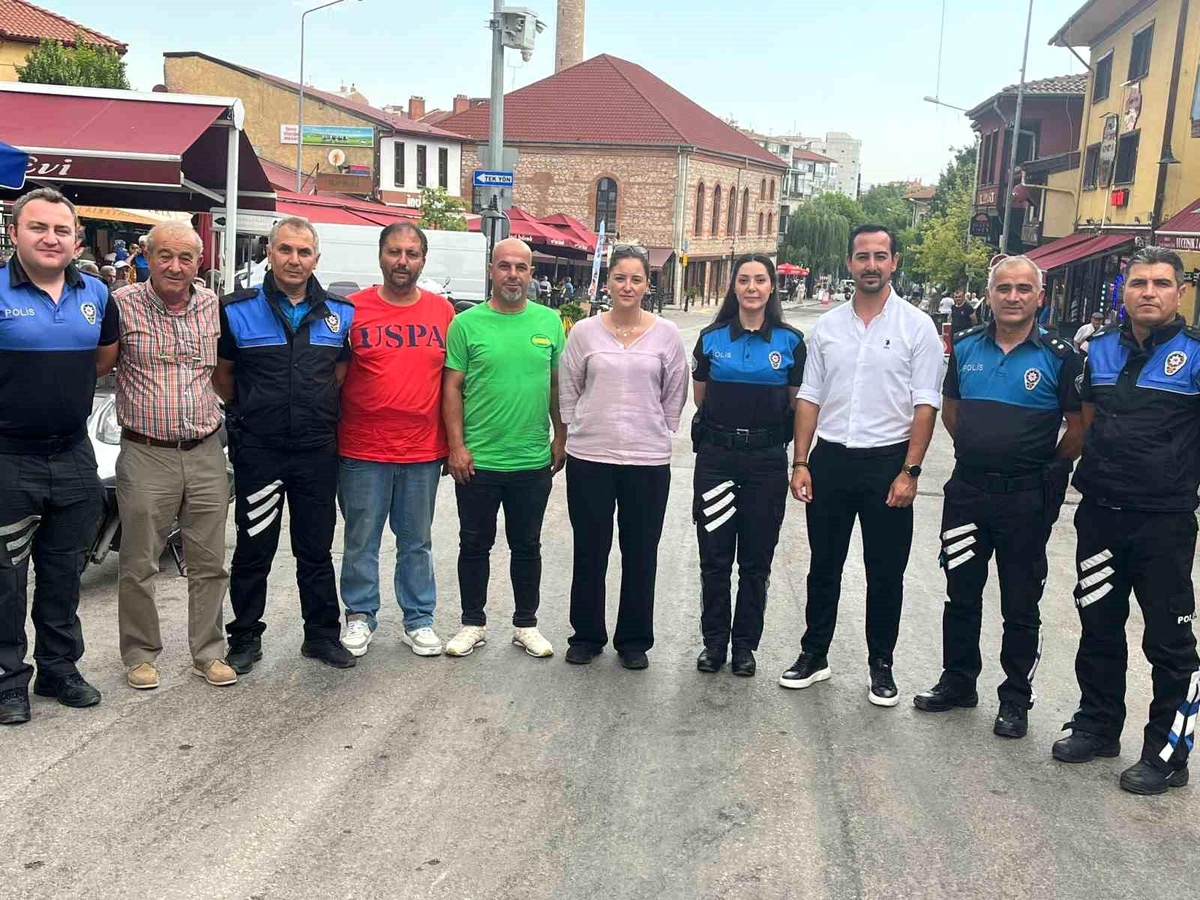 Eskişehir\'de Polis ve Muhtarlar Arasında İlişkiler Geliştiriliyor