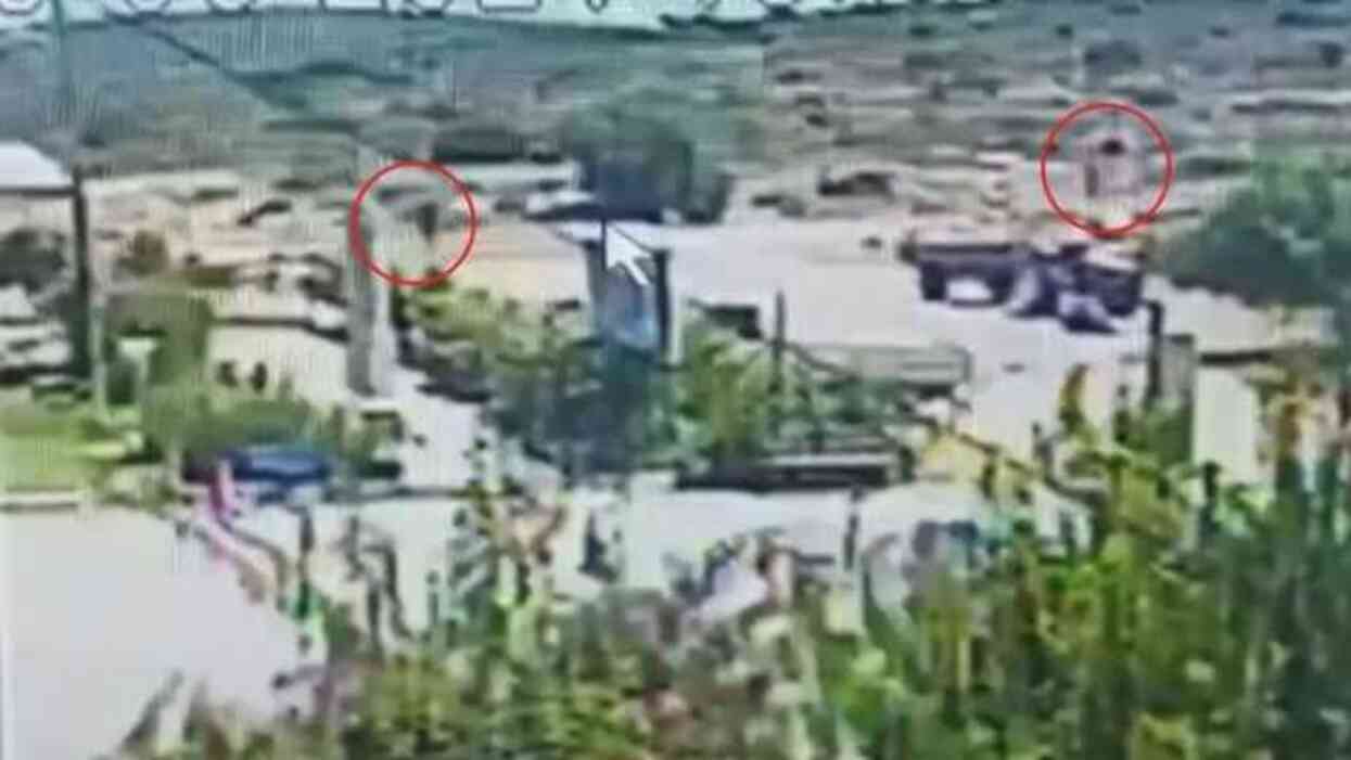 Çeşme'de attığı izmaritle orman yangınına neden olan kişi tutuklandı Çeşme'de attığı izmaritle orman yangınına neden olan kişi tutuklandı
