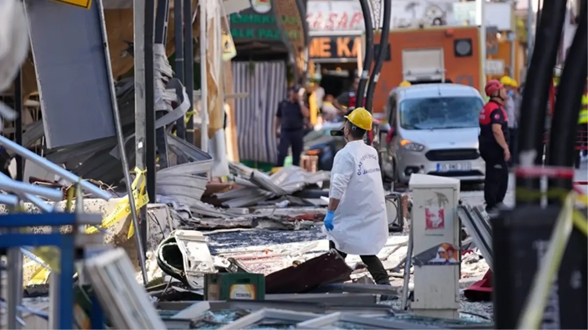 İzmir\'de restorandaki patlamada 5 kişi öldü, 63 kişi yaralandı