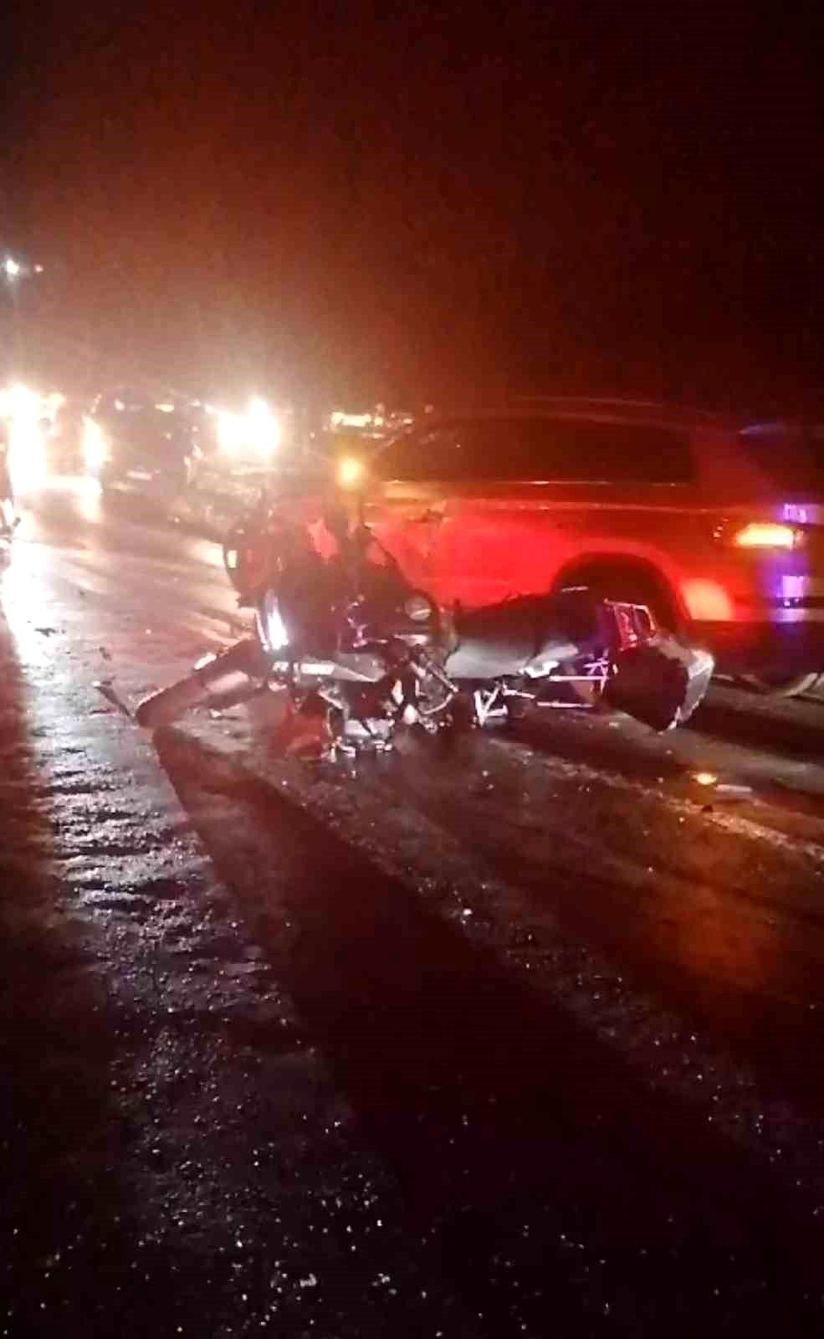 Bodrum\'da motosikletle otomobil çarpıştı: 2 yaralı