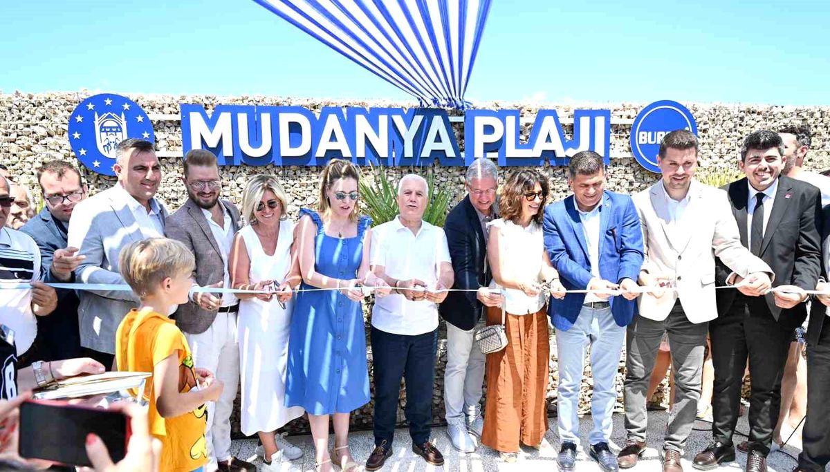 Bursa Büyükşehir Belediyesi Mudanya Plajı Tesislerini Hizmete Açtı