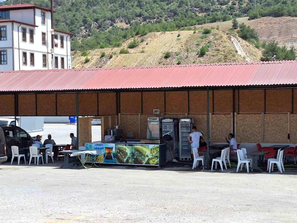 Osmaneli Belediyesi Hal Kantini Yeni Yerinde Hizmet Vermeye Başladı