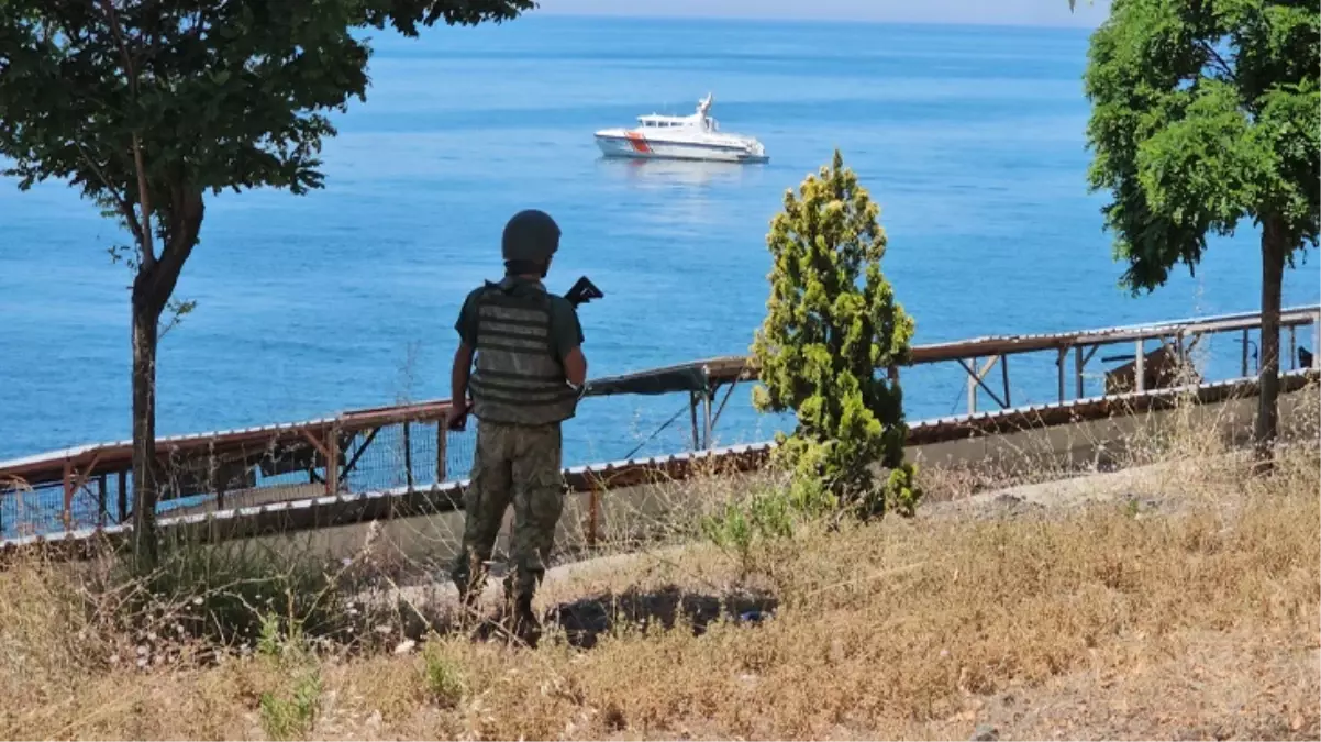 Zonguldak\'ta mayın alarmı! Denize girişler yasaklandı, SAS komandoları bölgede