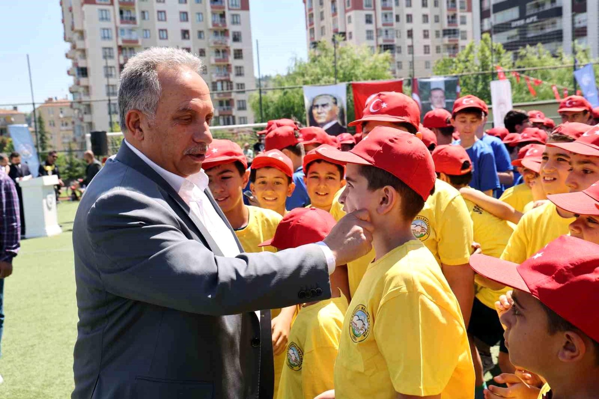 Talas Belediyesi Sporcu Fabrikası\'na Kayıtlar Başladı