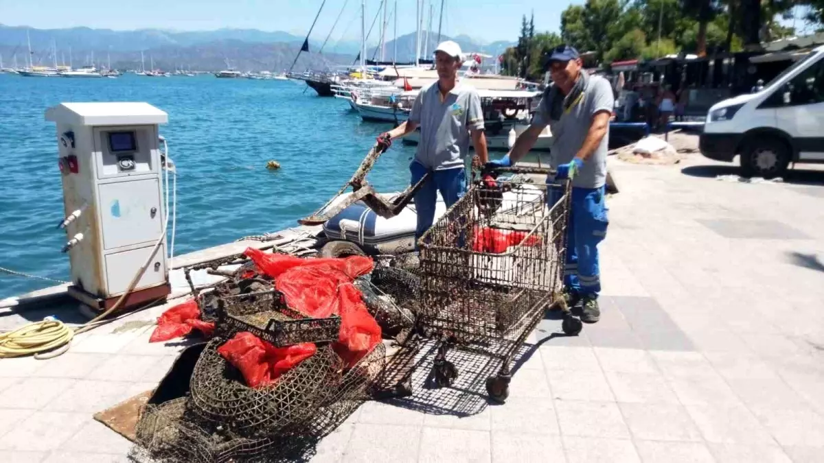 Fethiye Kordon Boyu\'nda Deniz Temizliği Yapıldı