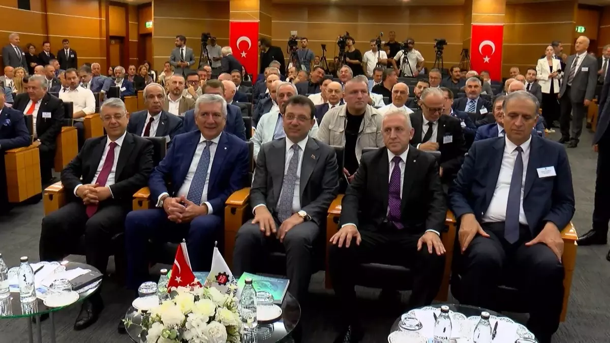 İBB Başkanı İmamoğlu, İstanbul Sanayi Odası\'nda konuştu