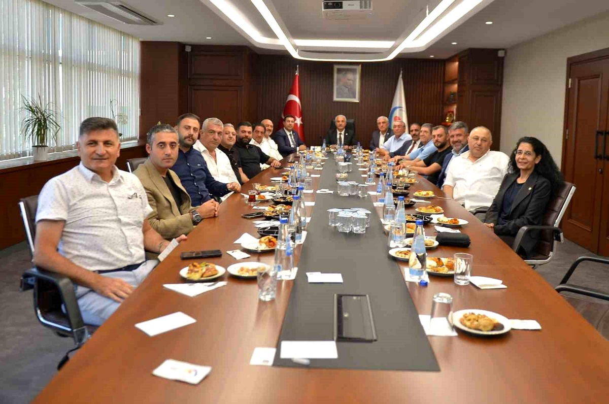 Kars Ticaret ve Sanayi Odası, Gebze Ticaret Odası\'na ziyaret gerçekleştirdi