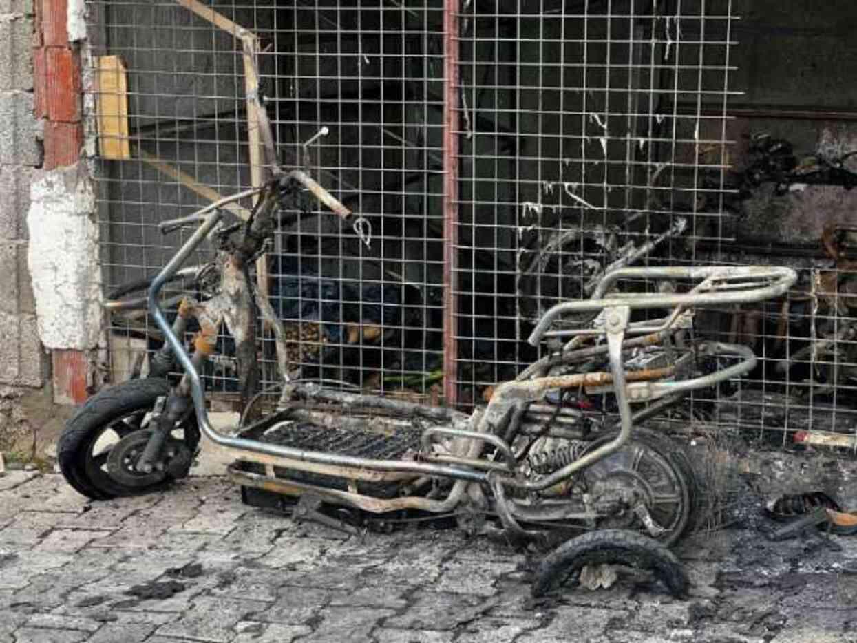 Küçük çocuğa taciz Kayseri'yi yangın yerine çevirdi! Hasar gün ağarınca ortaya çıktı Küçük çocuğa taciz Kayseri'yi yangın yerine çevirdi! Hasar gün ağarınca ortaya çıktı