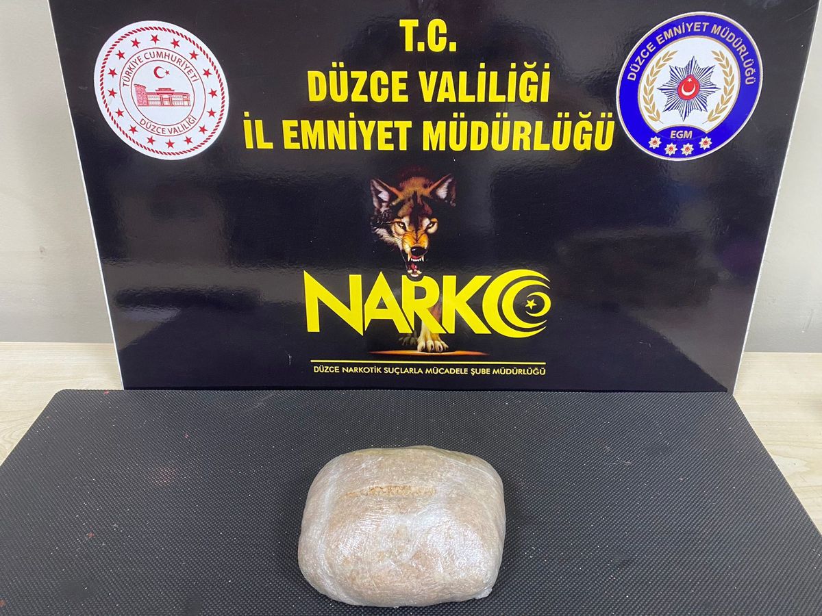 Düzce\'de 2 Milyon TL Değerinde Kimyasal Bileşen Ele Geçirildi
