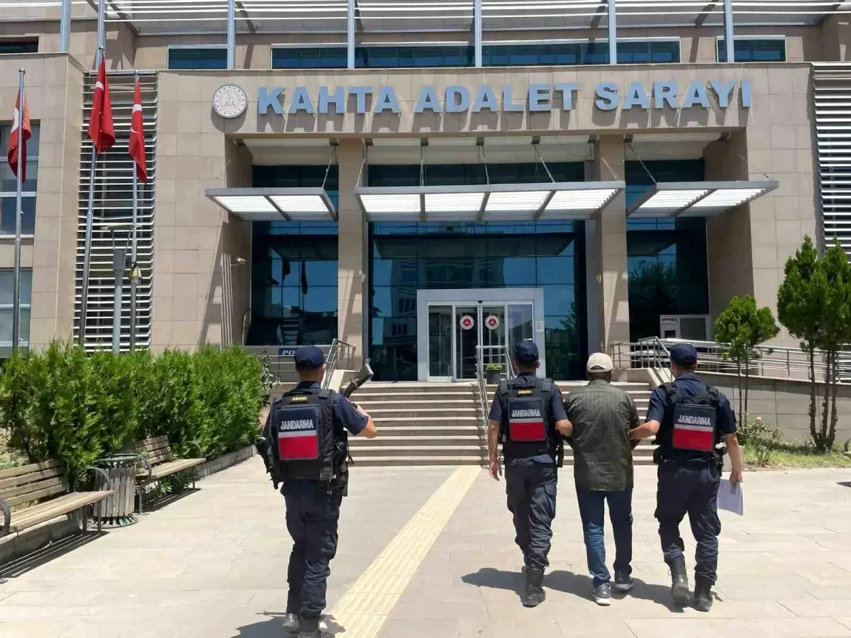 Adıyaman\'da 15 Yıl Hapis Cezası Bulunan Şahıs Yakalandı