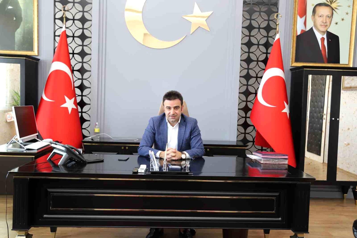 Cumhurbaşkanı Recep Tayyip Erdoğan imzasıyla Adıyaman\'da 3 ilçenin kaymakamı değişti