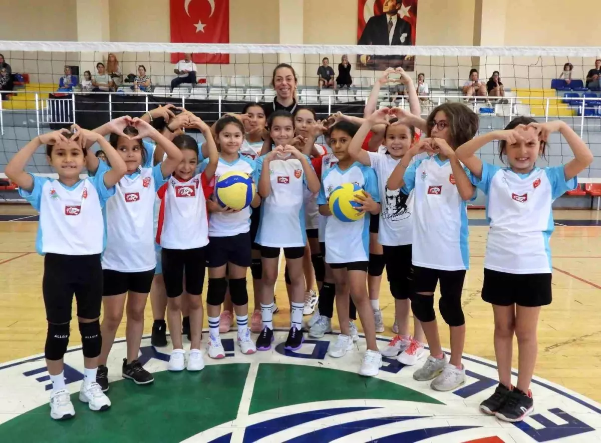 Antalya\'da Kepez Belediyesi Spor Kulübü Yaz Spor Okulları Başladı