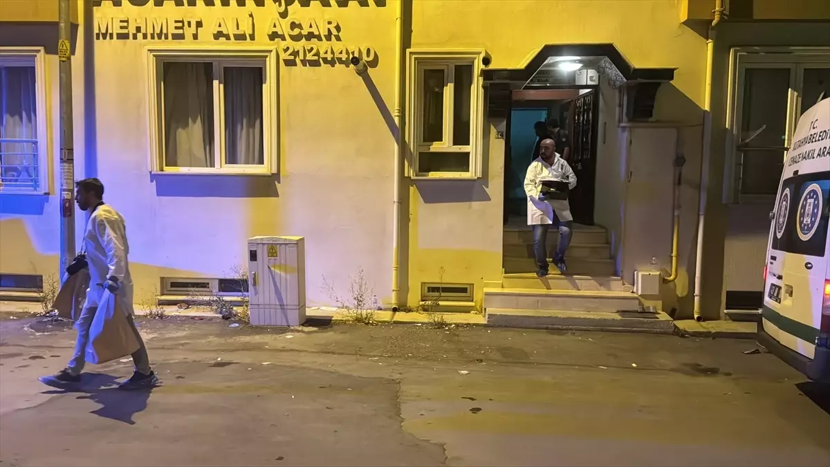 Kütahya\'da Üvey Babasını Öldüren Genç İki Cinayeti de İtiraf Etti