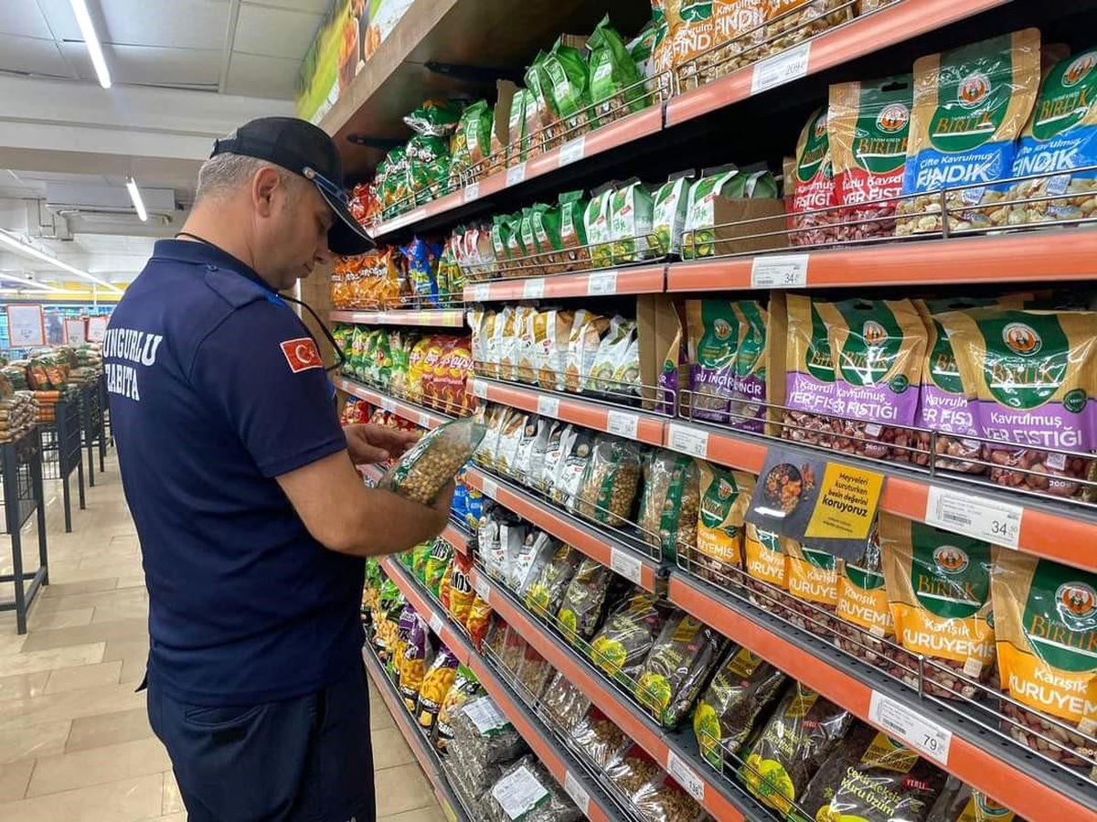 Sungurlu\'da Zincir Marketlerde Denetim Gerçekleştirildi